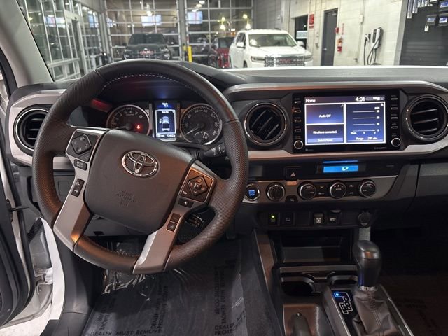 Used 2023 Toyota Tacoma SR5 w/ Technology Package image 18