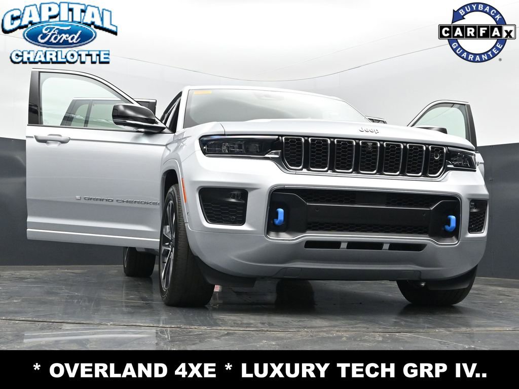Used 2022 Jeep Grand Cherokee Overland w/ Advanced Protech Group III AWD/4WD image 39