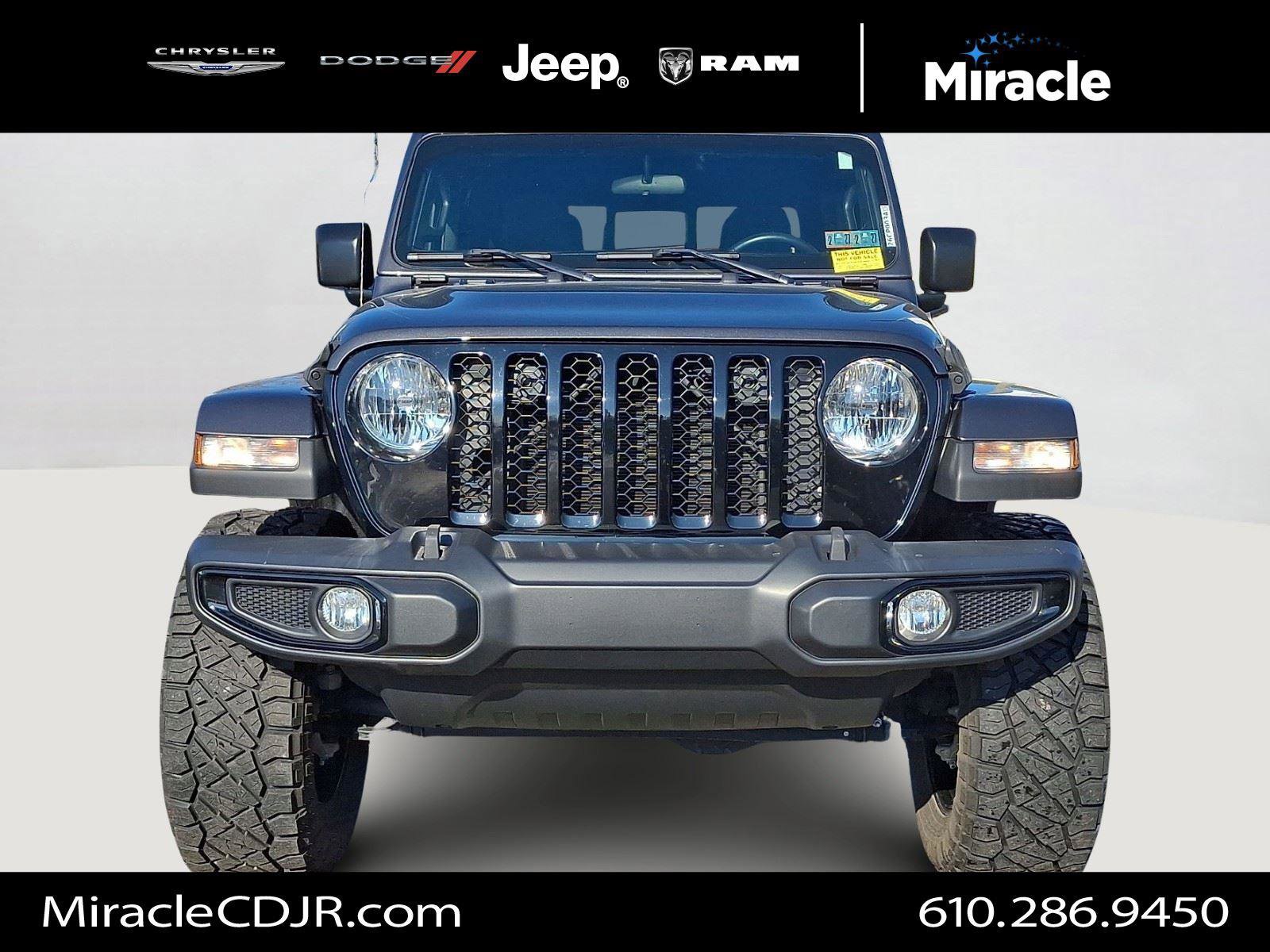 Certified 2022 Jeep Gladiator Sport image 2