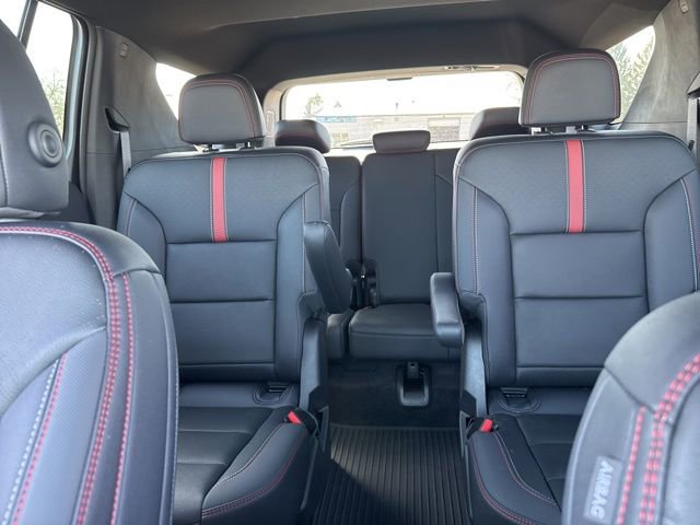 Used 2025 Chevrolet Traverse RS w/ LPO, Floor Liner Package AWD/4WD image 23