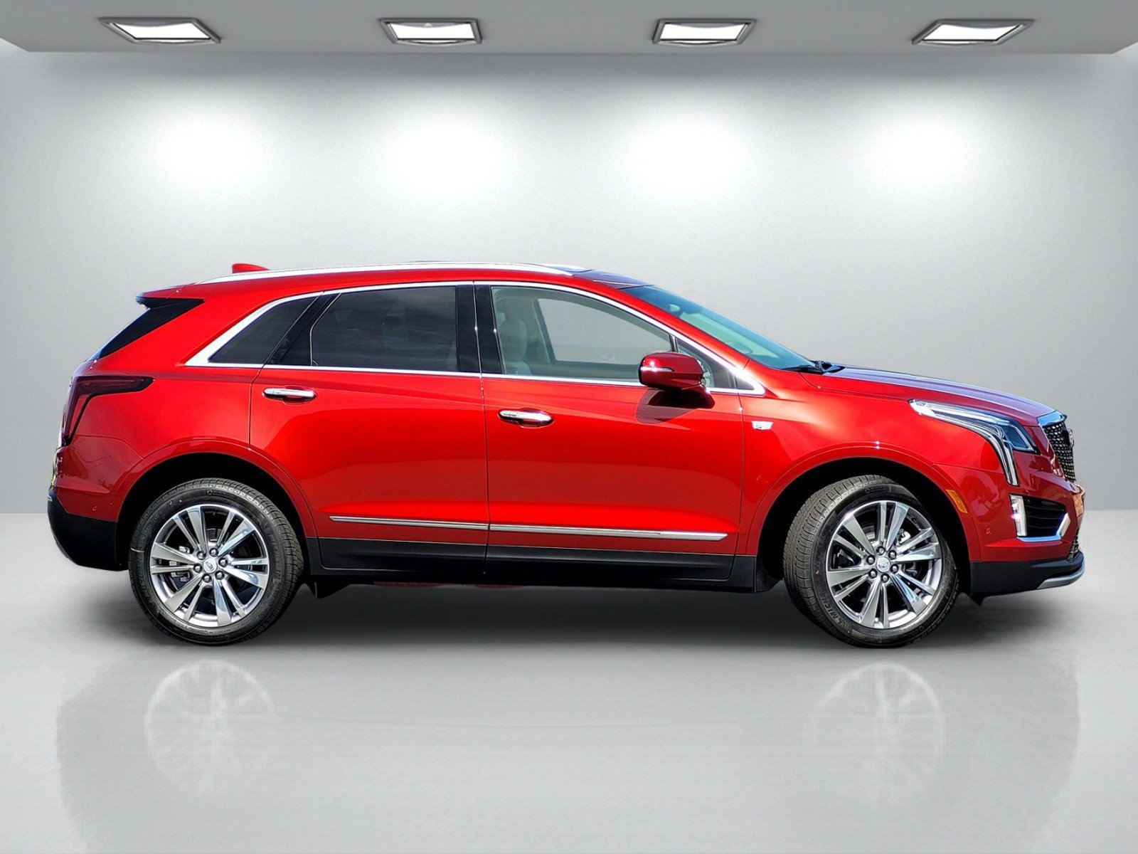 New 2026 Cadillac XT5 Premium Luxury w/ Driver Assist Package AWD/4WD image 3