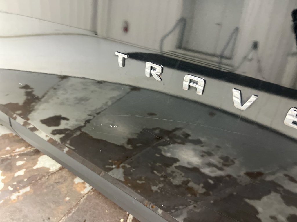Used 2018 Chevrolet Traverse LT AWD/4WD image 35