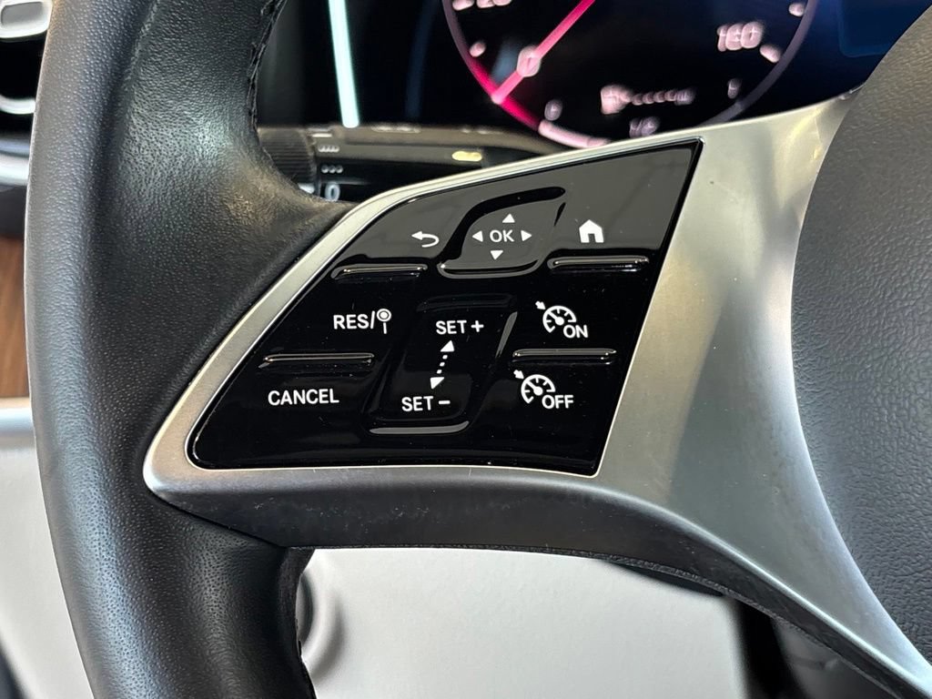 Used 2025 Mercedes-Benz C 300 Sedan image 27
