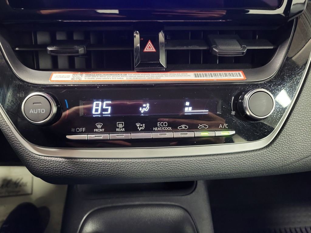 Used 2025 Toyota Corolla LE image 17