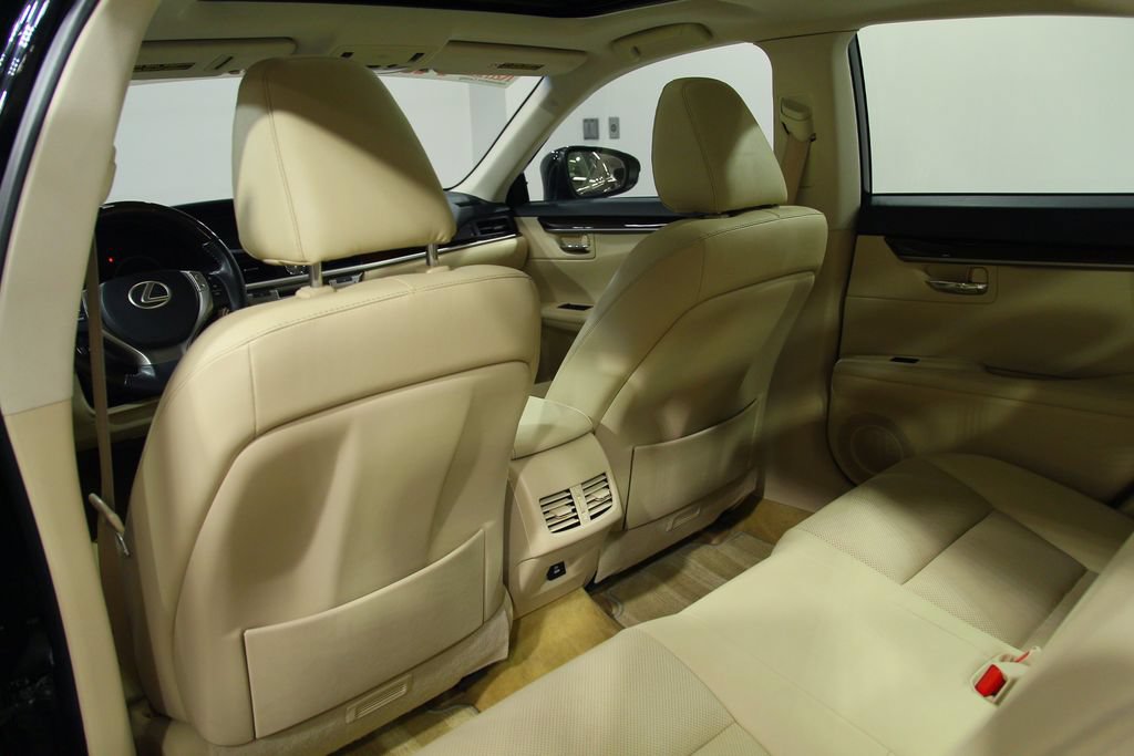 Used 2014 Lexus ES 350 w/ Premium Package FWD image 26