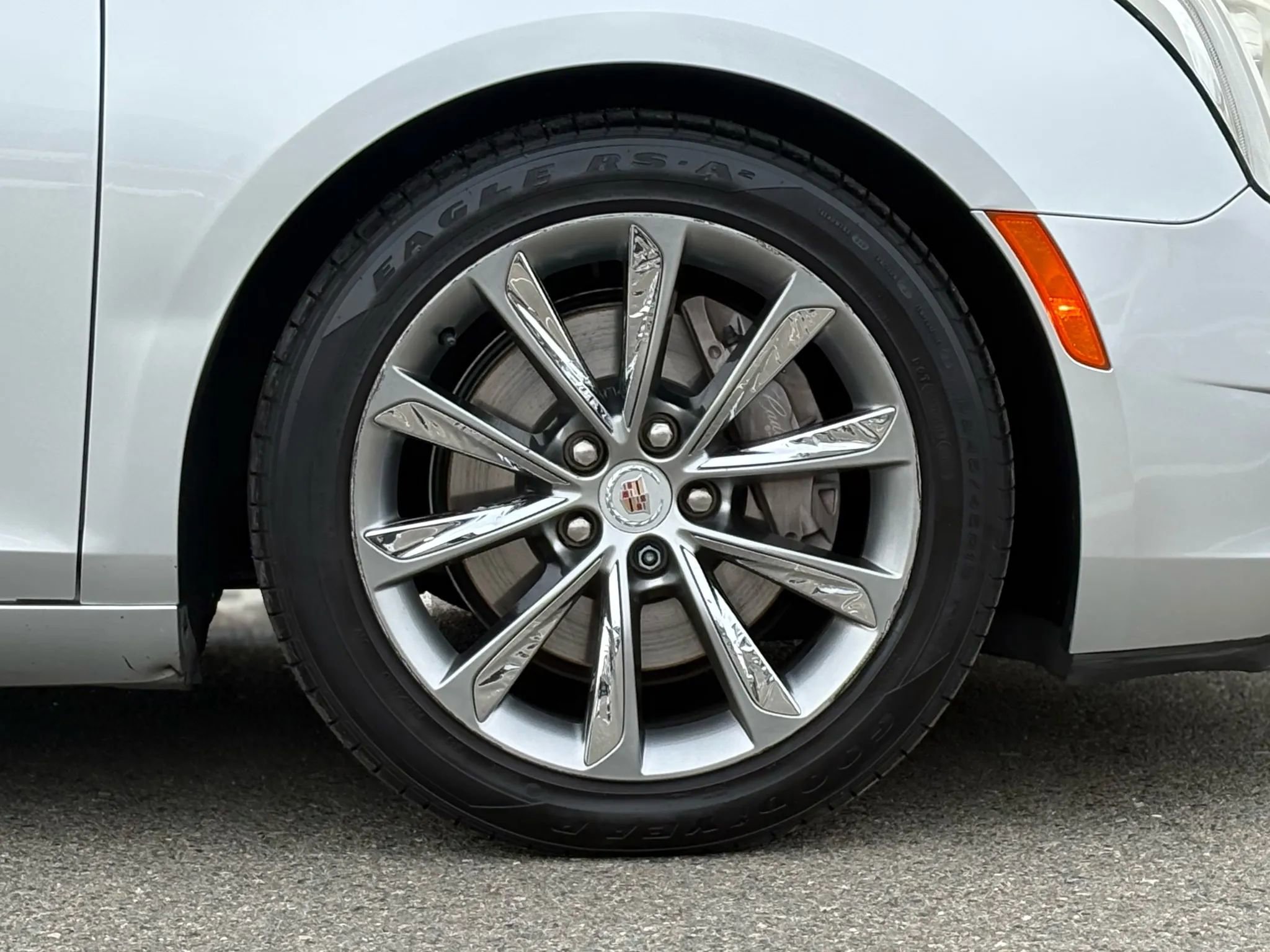 Used 2013 Cadillac XTS Luxury w/ Driver Awareness Package FWD image 34