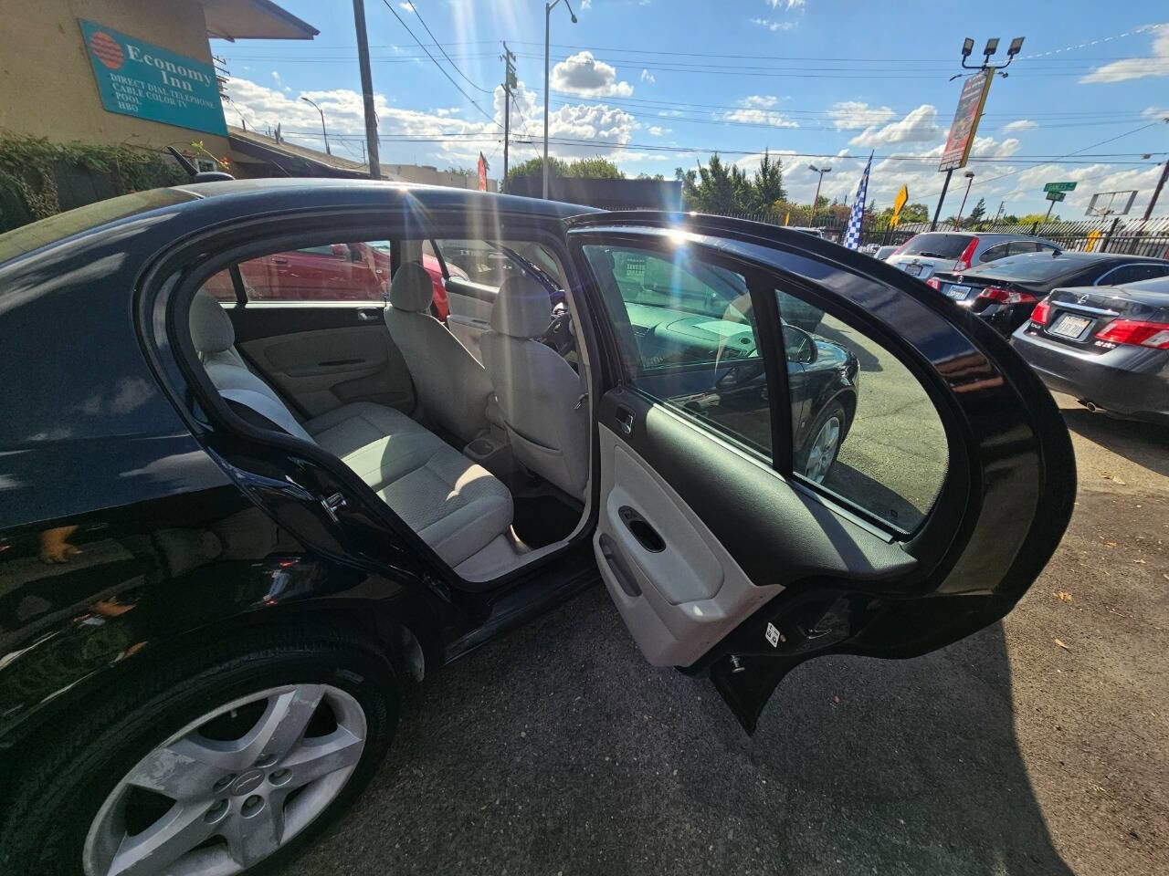 Used 2008 Chevrolet Cobalt LT w/ Preferred Equipment Group image 12