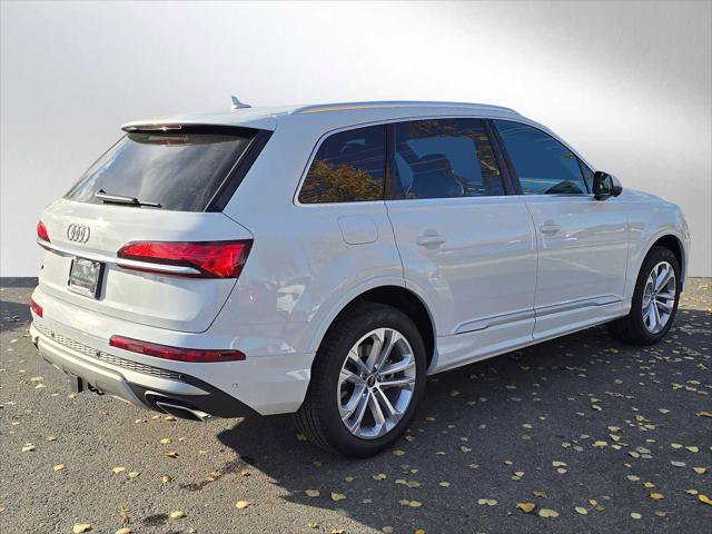 Used 2025 Audi Q7 3.0T Premium Plus AWD/4WD image 5