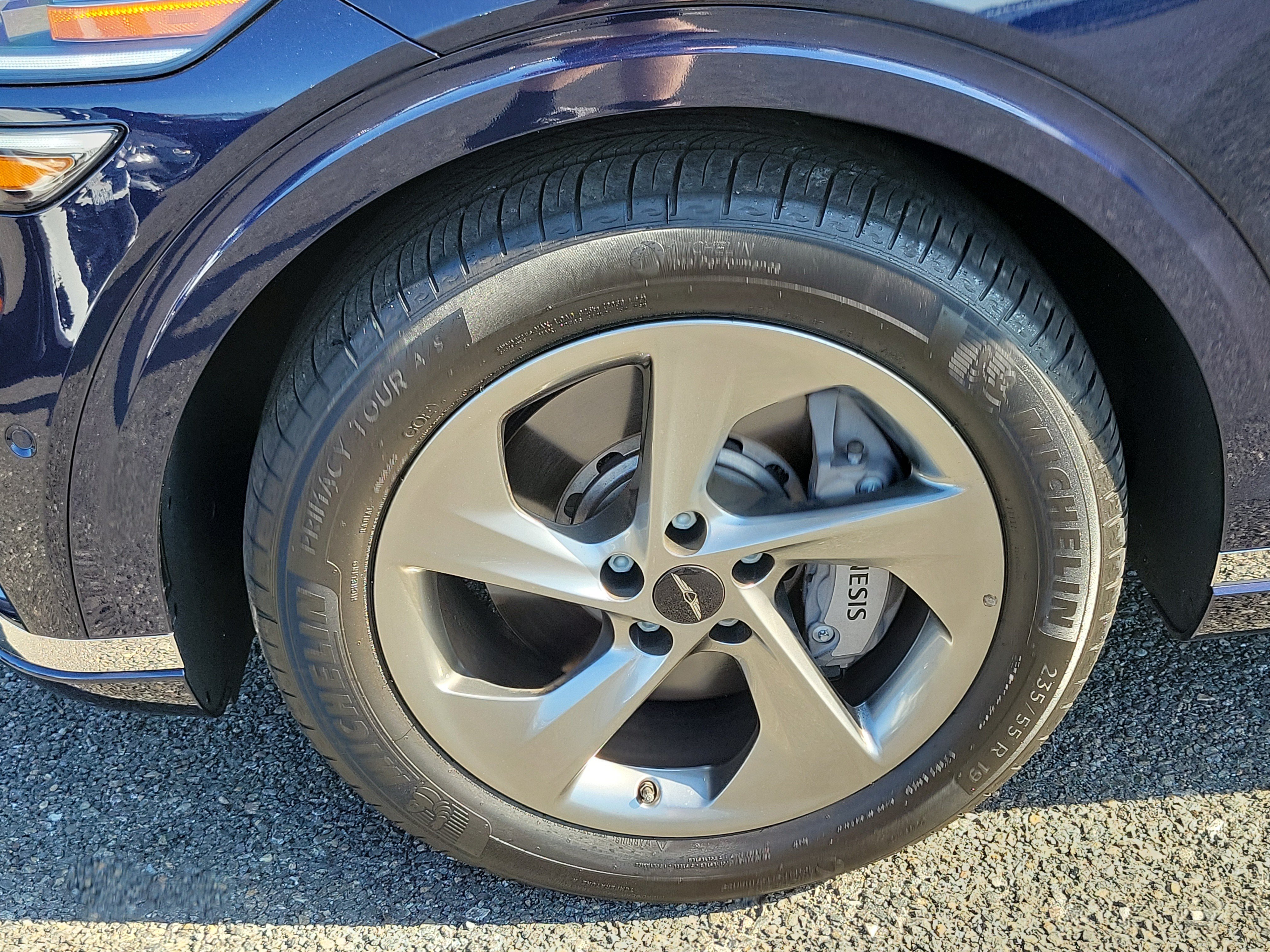 Certified 2026 Genesis GV70 2.5T Advanced AWD/4WD image 27