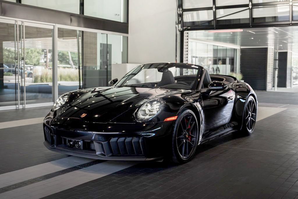 New 2026 Porsche 911 Carrera 4 GTS AWD/4WD image 1
