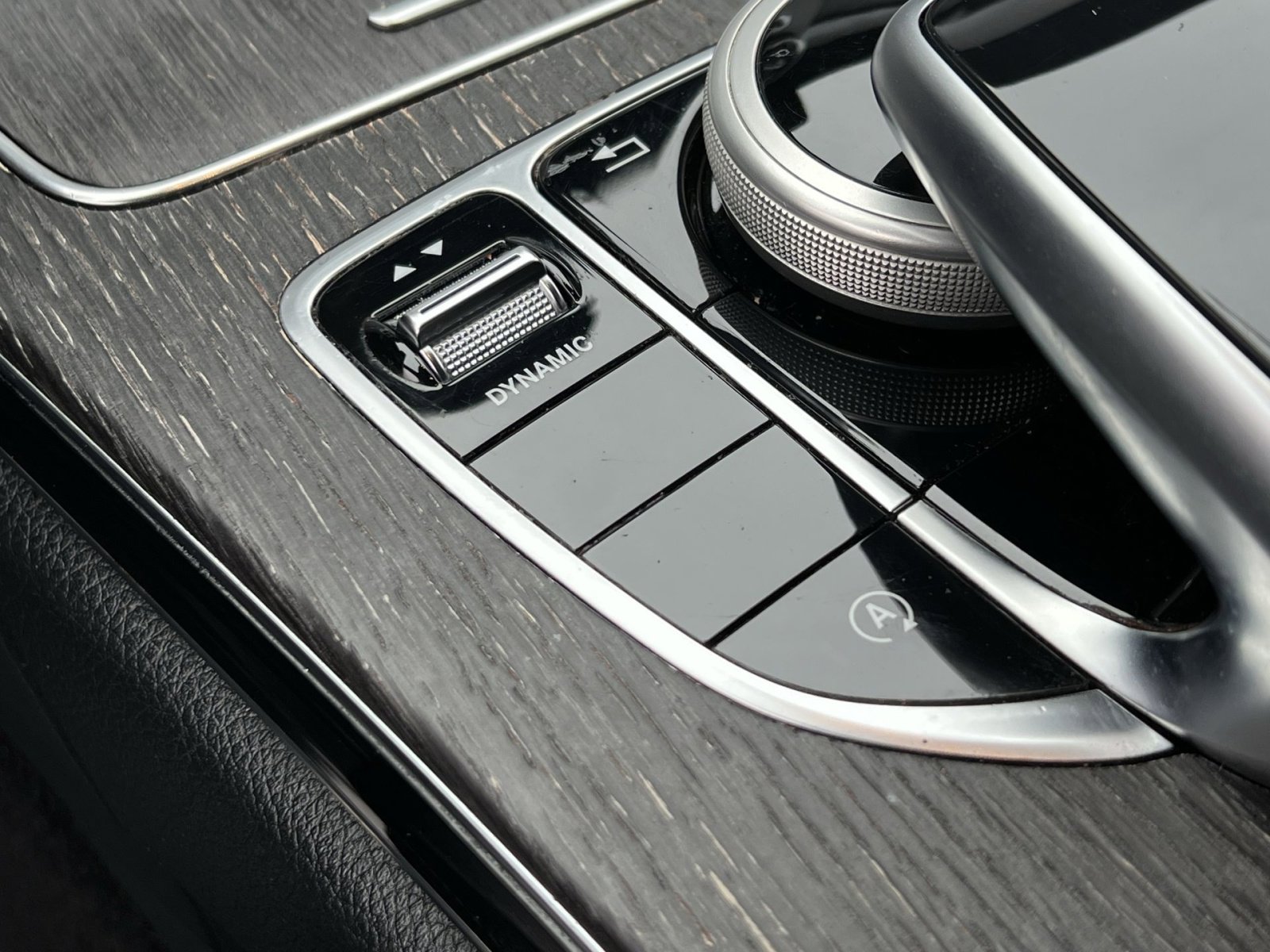 Used 2019 Mercedes-Benz C 300 C 300 image 32