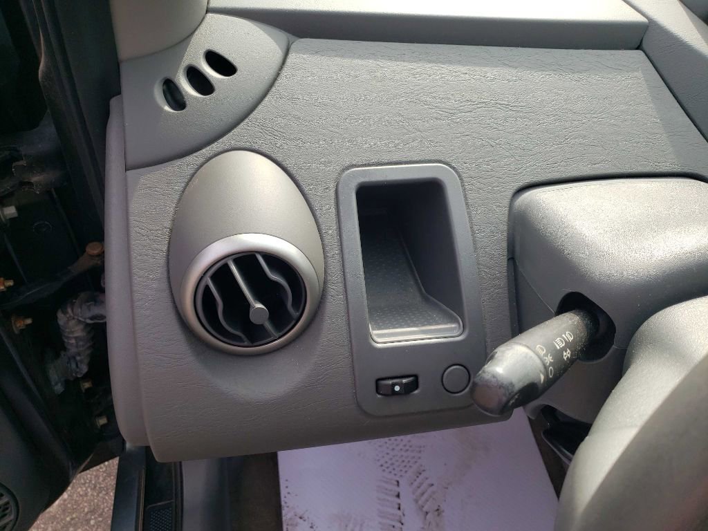 Used 2007 Saturn ION Level 2 image 25