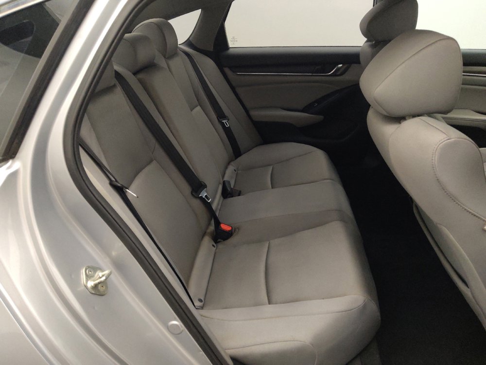 Used 2018 Honda Accord LX image 19