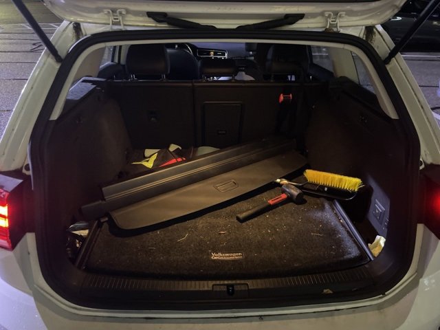 Used 2018 Volkswagen Golf SEL image 17