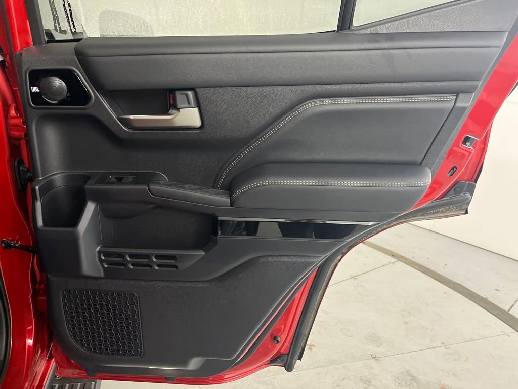 Used 2025 Toyota 4Runner Limited image 28