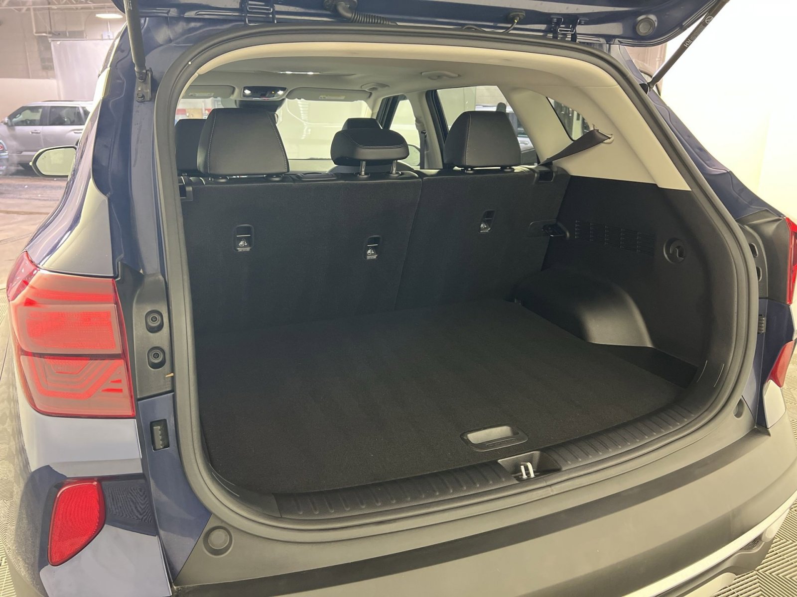 Used 2023 Kia Seltos EX image 26