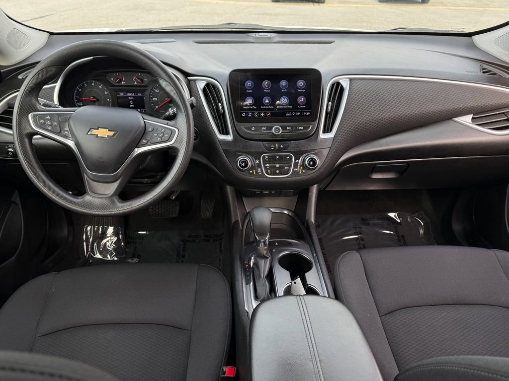 Used 2023 Chevrolet Malibu LT image 14