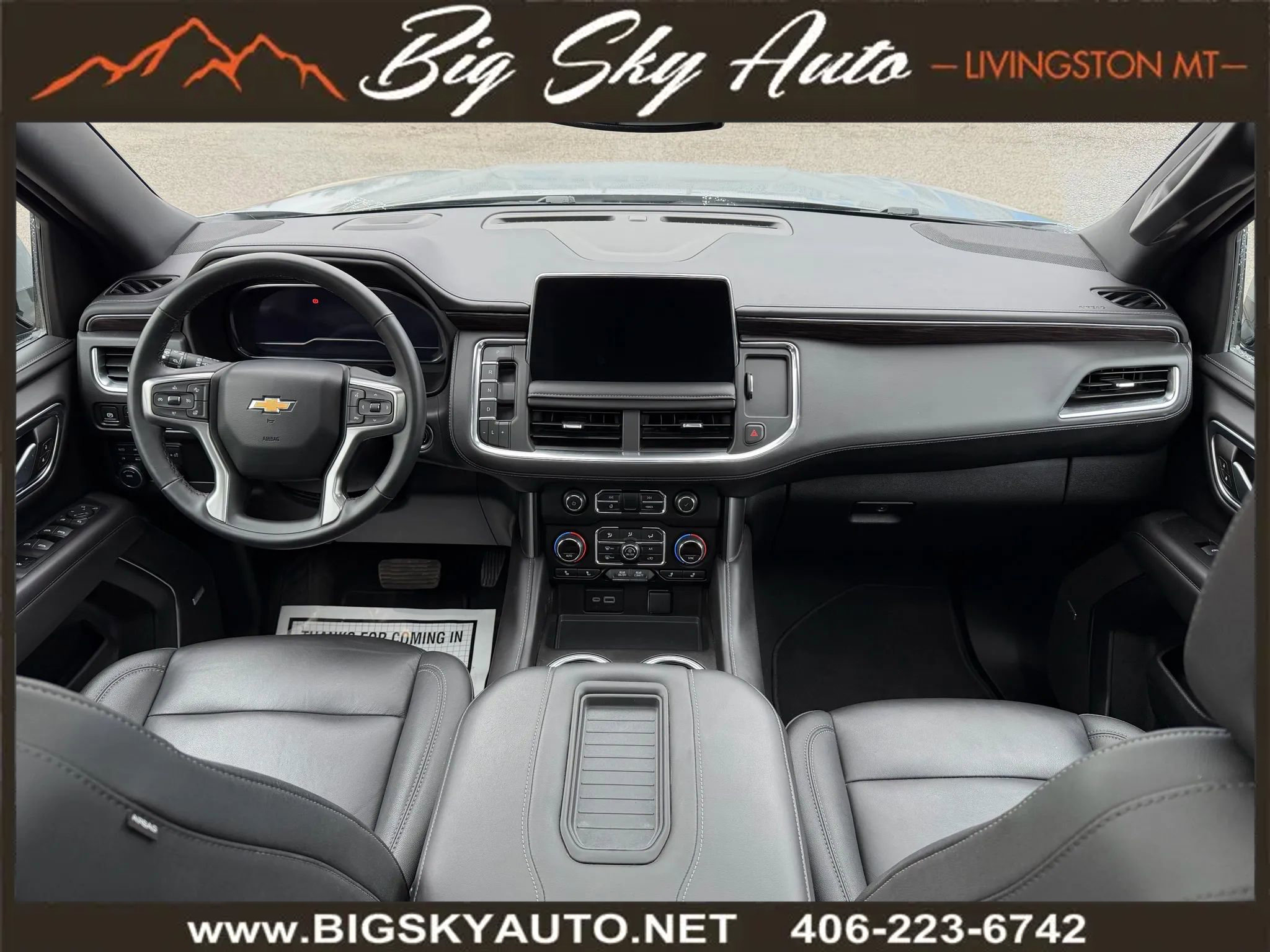 Used 2024 Chevrolet Suburban LT image 14