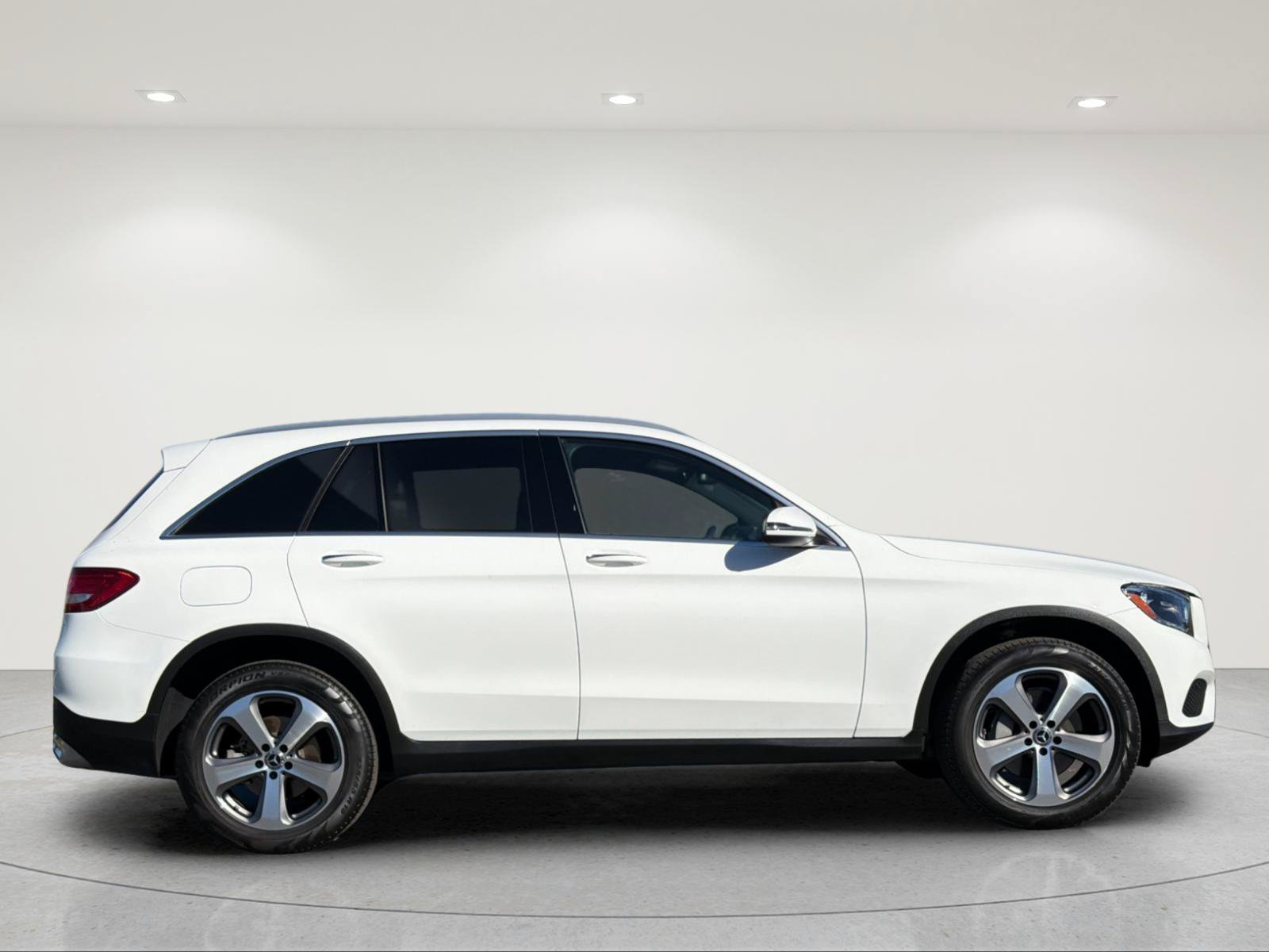 Used 2018 Mercedes-Benz GLC 300 4MATIC image 6