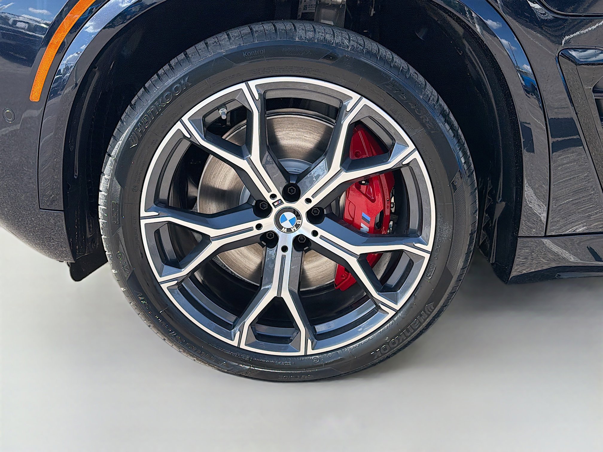 New 2026 BMW X5 xDrive50e w/ Executive Package image 42