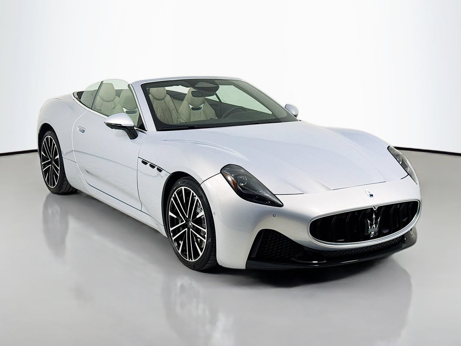 New 2026 Maserati GranCabrio Modena AWD/4WD image 1