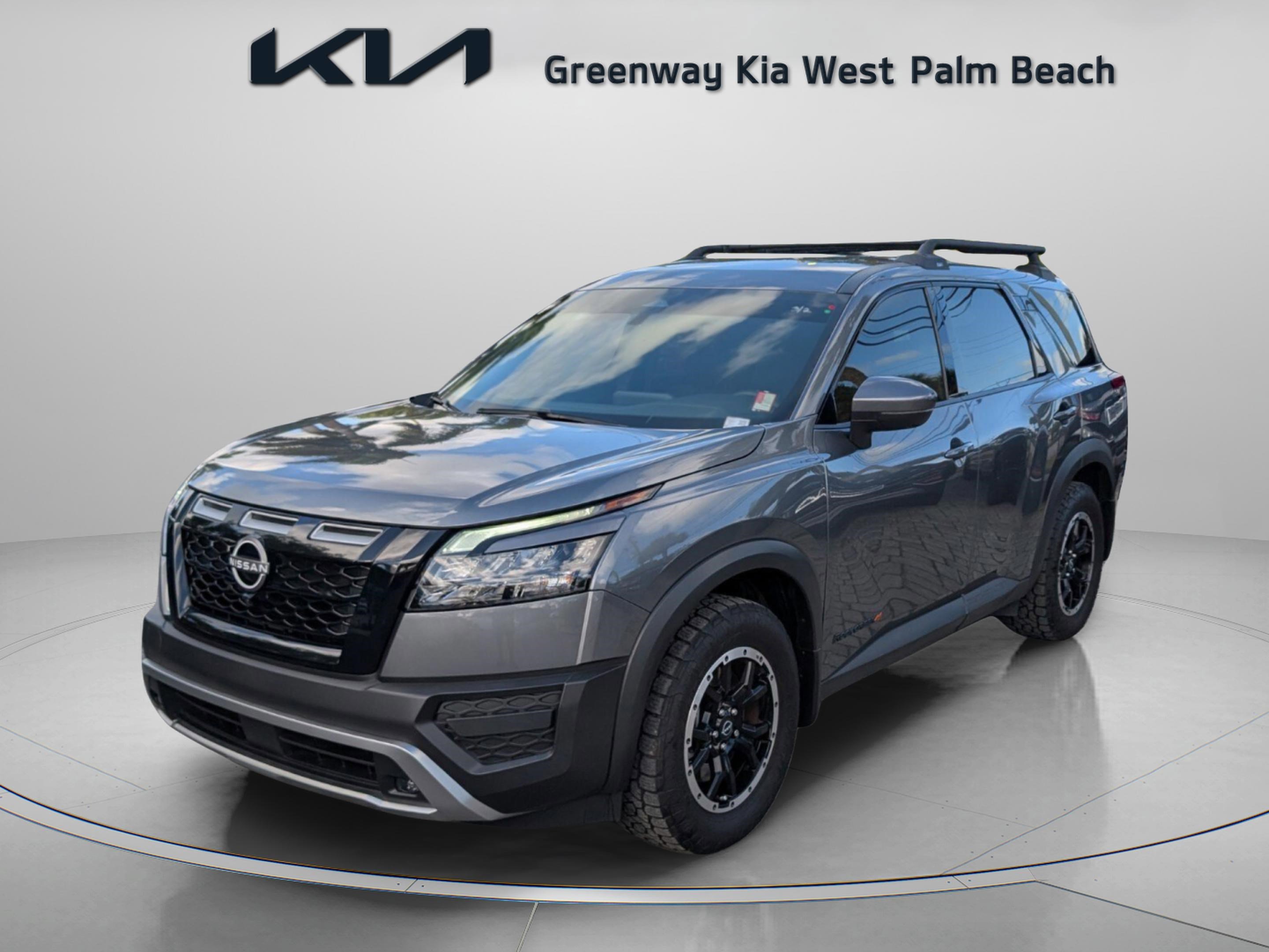 Used 2024 Nissan Pathfinder Rock Creek image 3