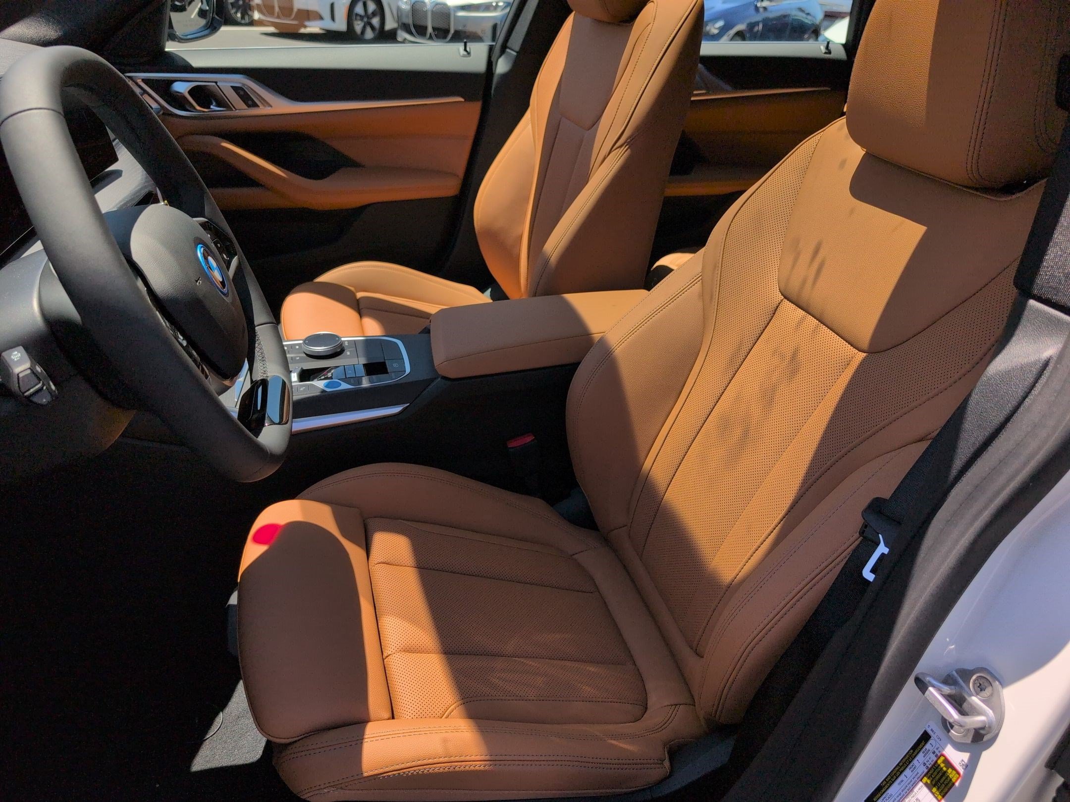 New 2026 BMW i4 eDrive40 w/ Parking Assistance Package RWD image 16