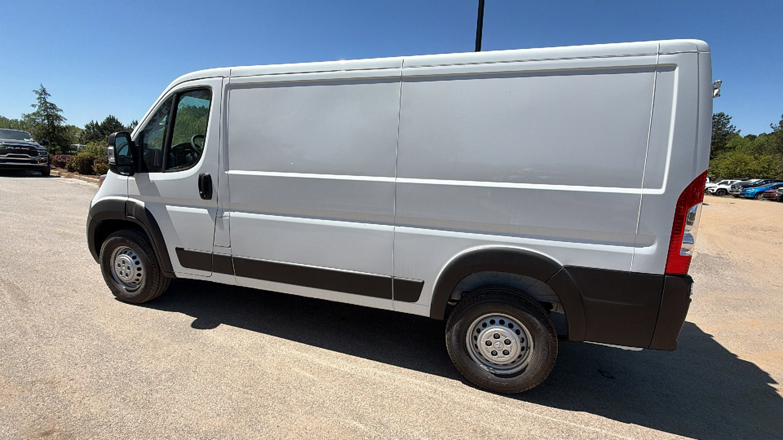 New 2026 RAM ProMaster 2500 w/ Convenience Group image 10