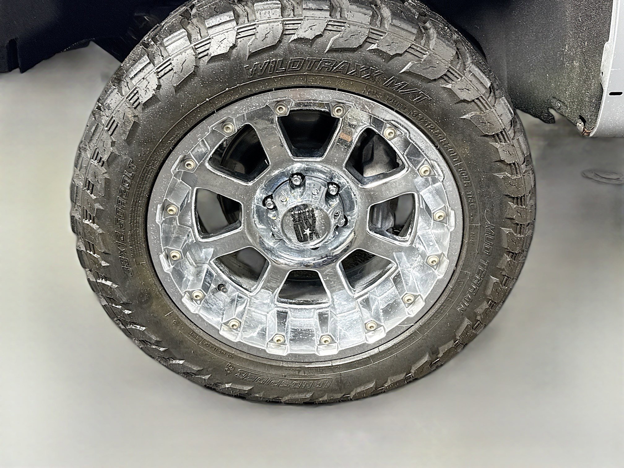 Used 2020 Chevrolet Silverado 1500 LT RWD image 36