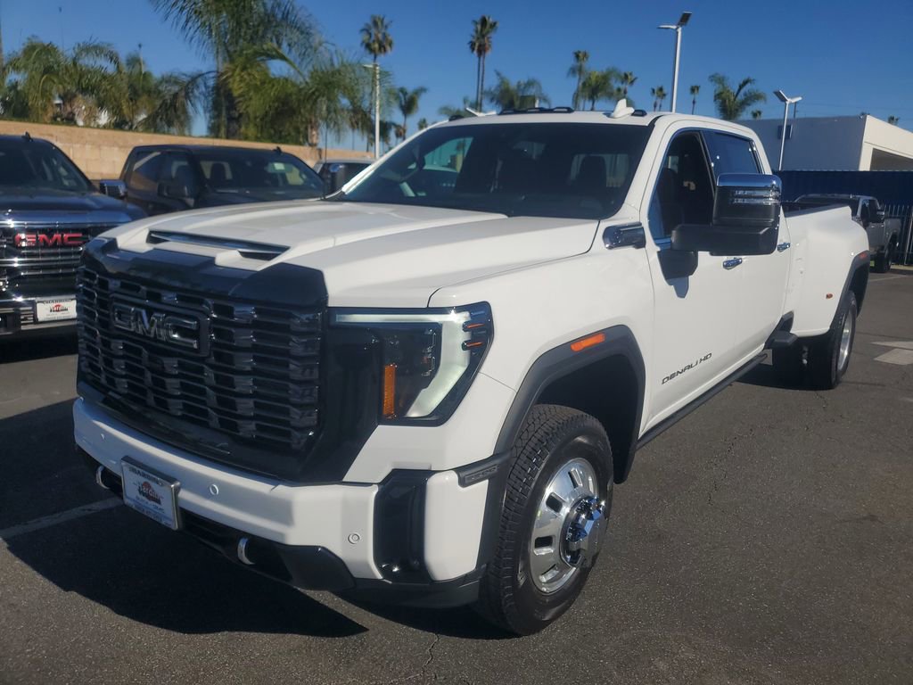 New 2026 GMC Sierra 3500 Denali Ultimate image 2