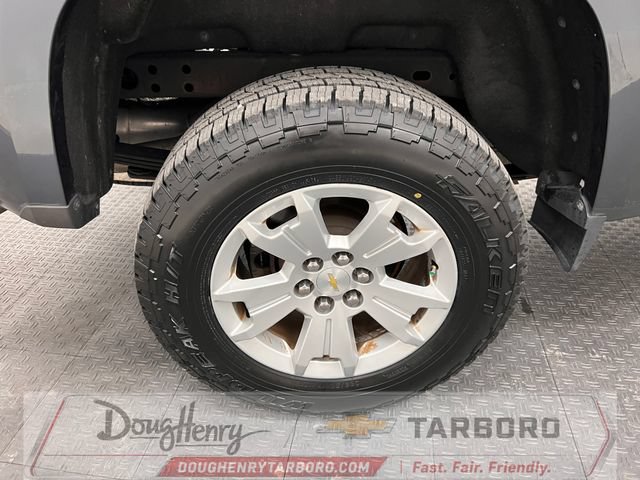 Used 2017 Chevrolet Colorado LT w/ LT Convenience Package RWD image 17