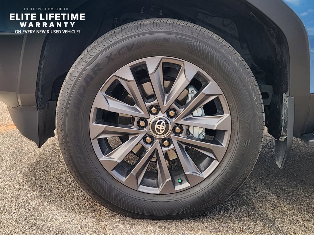 Used 2025 Toyota Land Cruiser AWD/4WD image 9