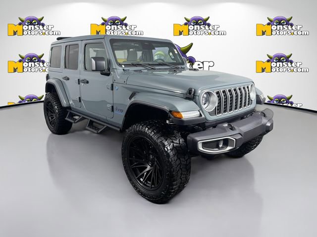Used 2025 Jeep Wrangler Unlimited Sahara w/ Safety Group image 3
