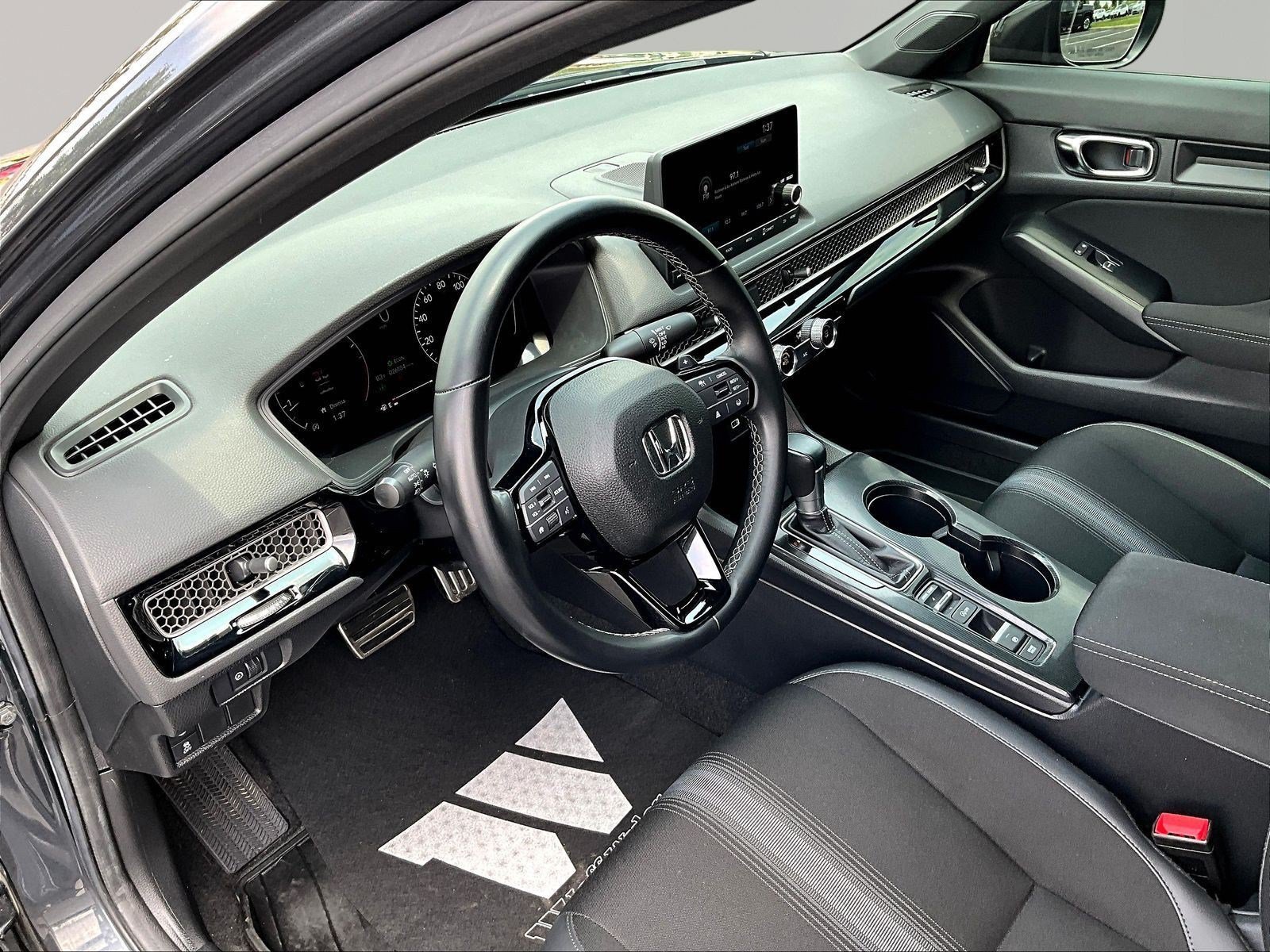 Used 2024 Honda Civic Sport image 16