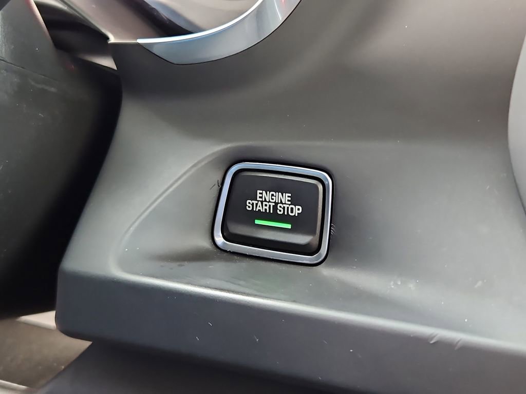 Used 2021 Chevrolet Camaro LT image 16