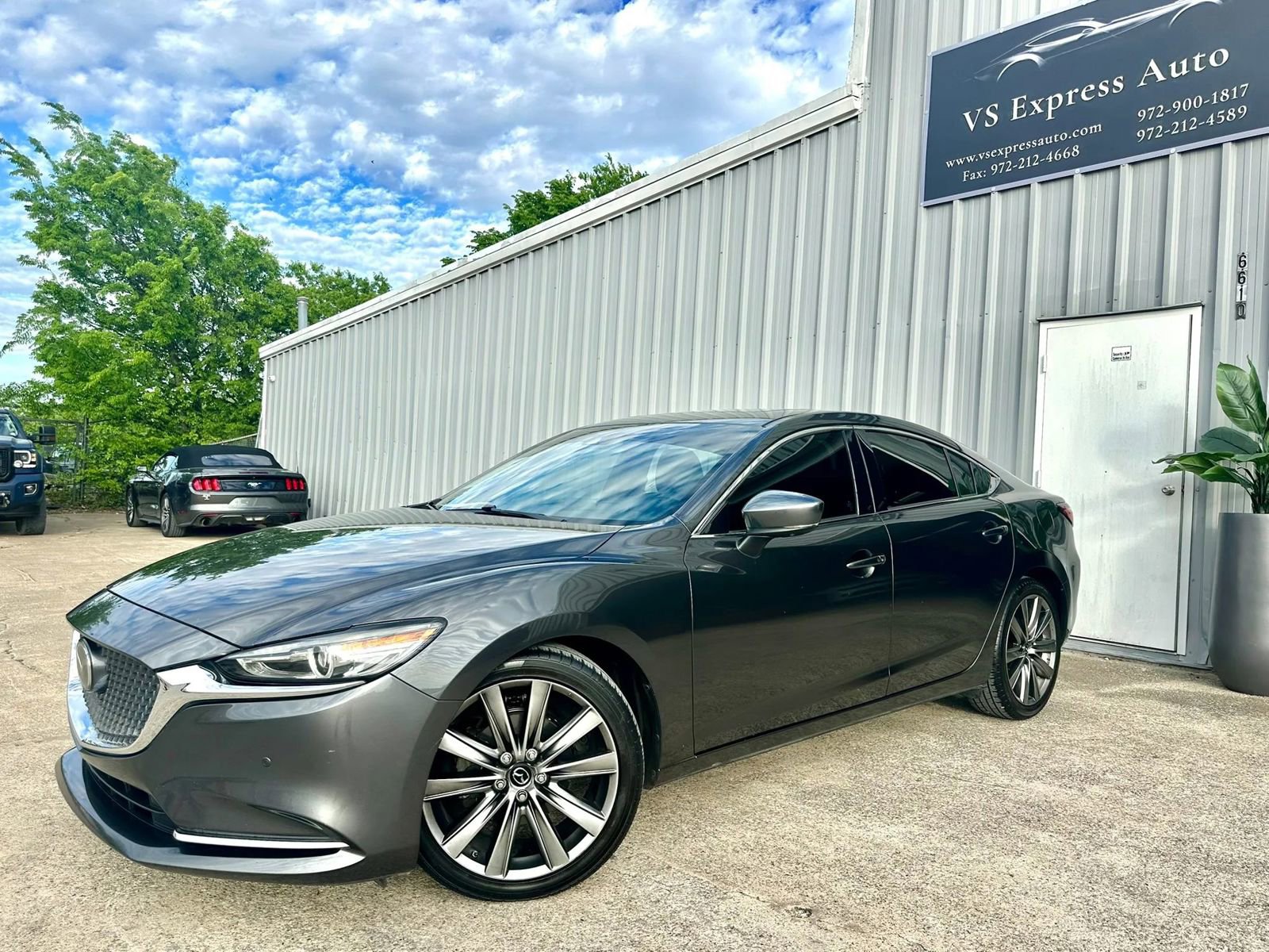 Used 2018 MAZDA MAZDA6 Signature FWD image 1