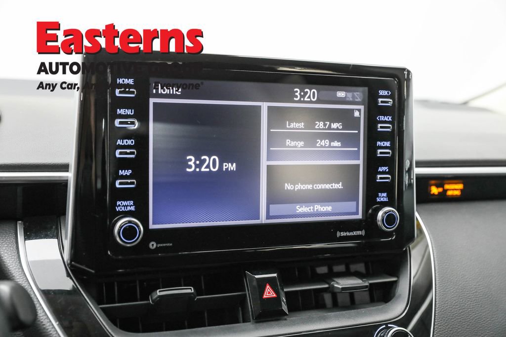 Used 2021 Toyota Corolla LE image 18