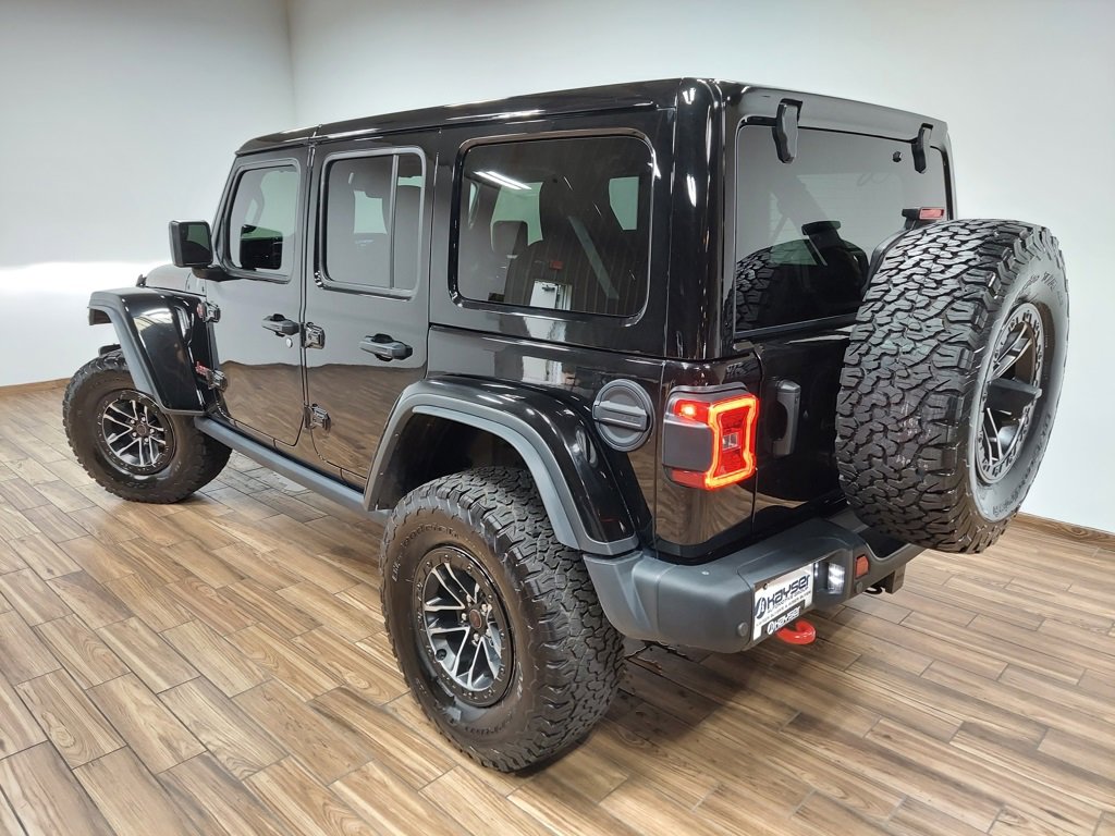 Used 2024 Jeep Wrangler Unlimited Rubicon image 31