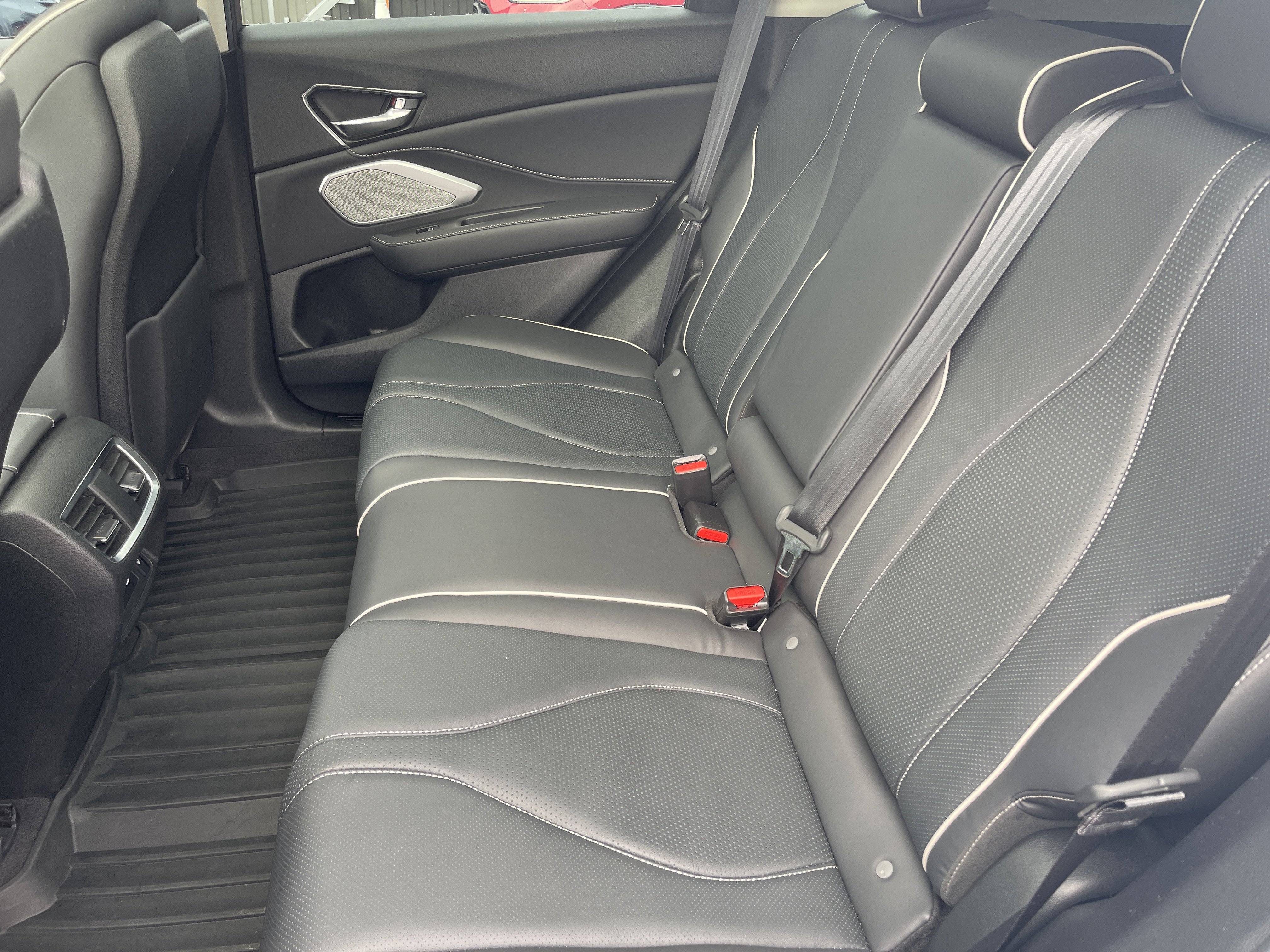 Used 2024 Acura RDX w/Advance Package image 13