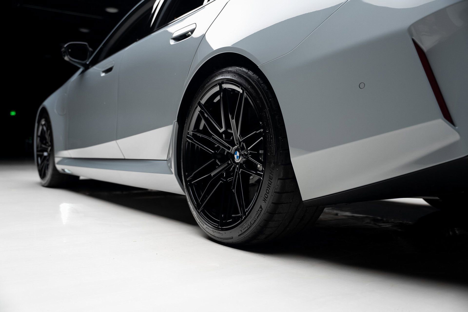 Used 2025 BMW M5 image 81