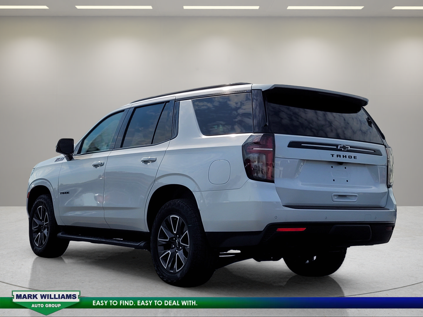 Used 2023 Chevrolet Tahoe Z71 w/ Luxury Package AWD/4WD image 6