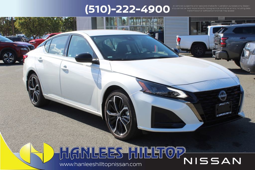 New 2025 Nissan Altima 2.5 SR image 5