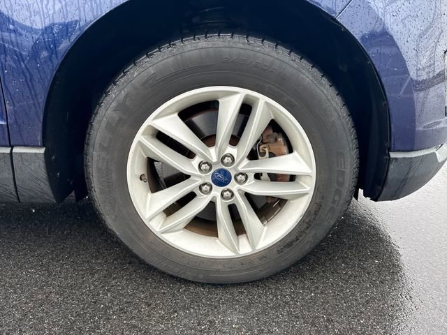 Used 2016 Ford Edge SEL image 11