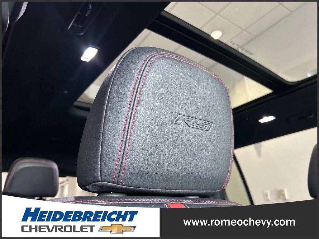 Used 2024 Chevrolet Traverse RS w/ LPO, Floor Liner Package image 37