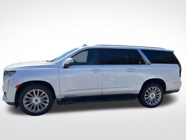 Used 2023 Cadillac Escalade ESV Premium Luxury AWD/4WD image 2
