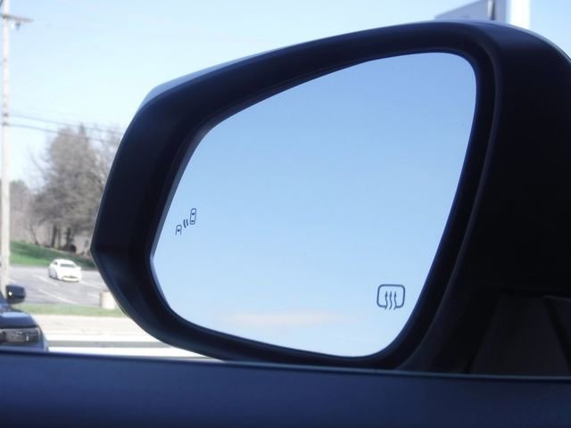 Used 2023 Toyota Highlander XLE image 36