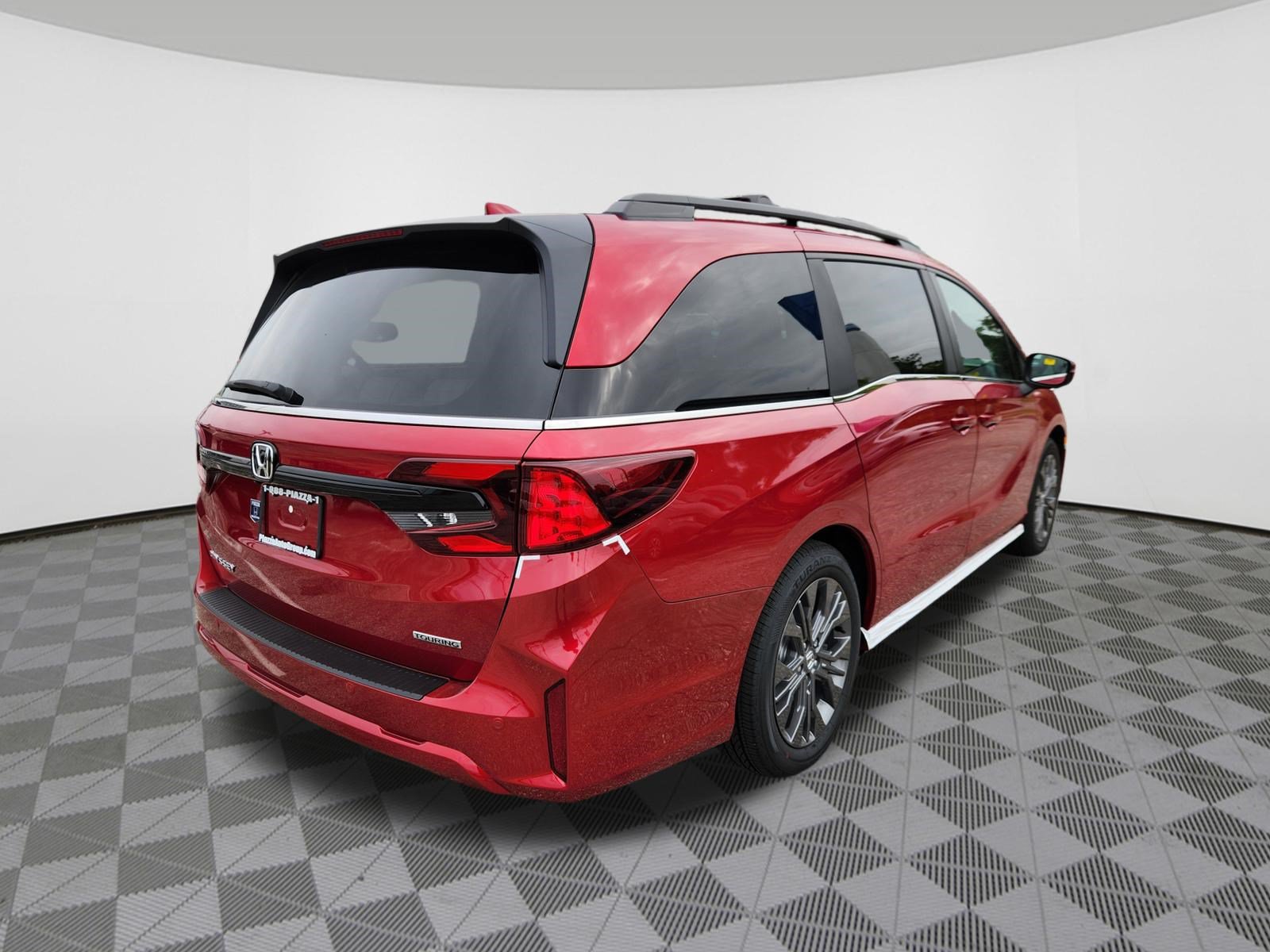 New 2027 Honda Odyssey Touring image 4