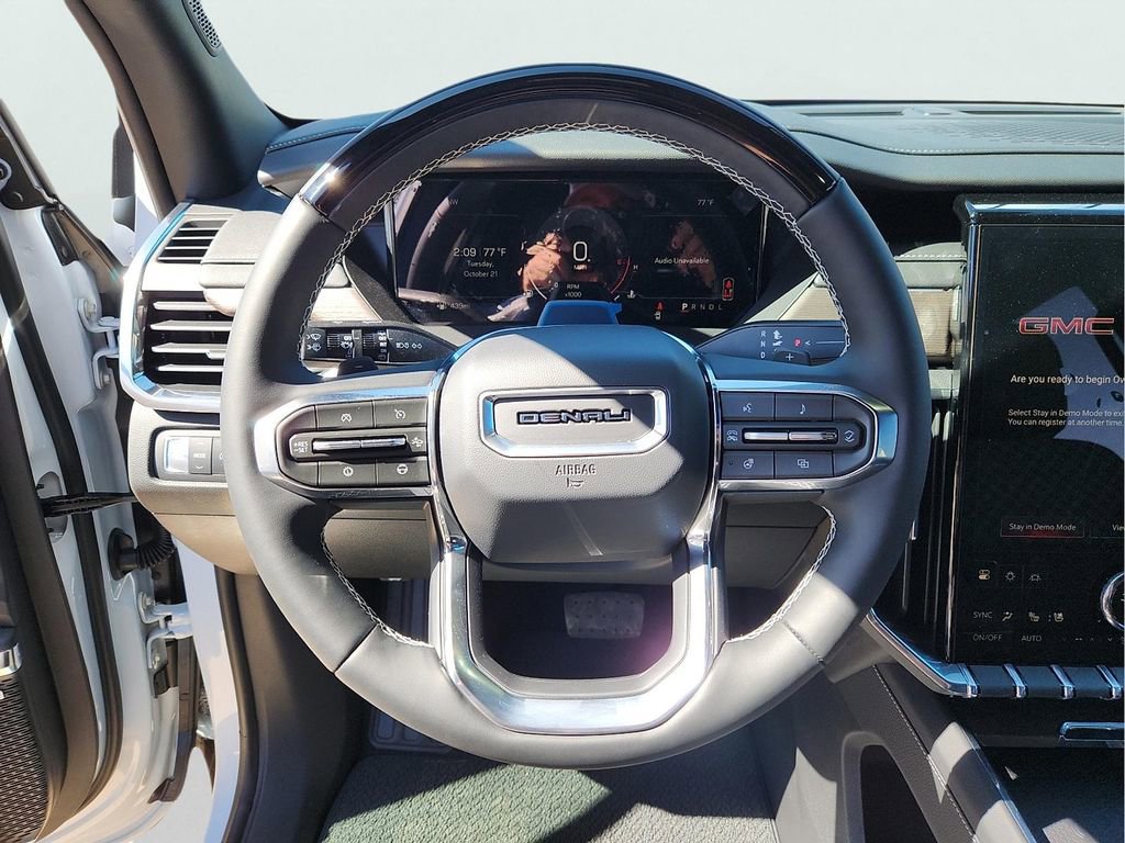 New 2026 GMC Acadia Denali w/ Super Cruise Package image 10