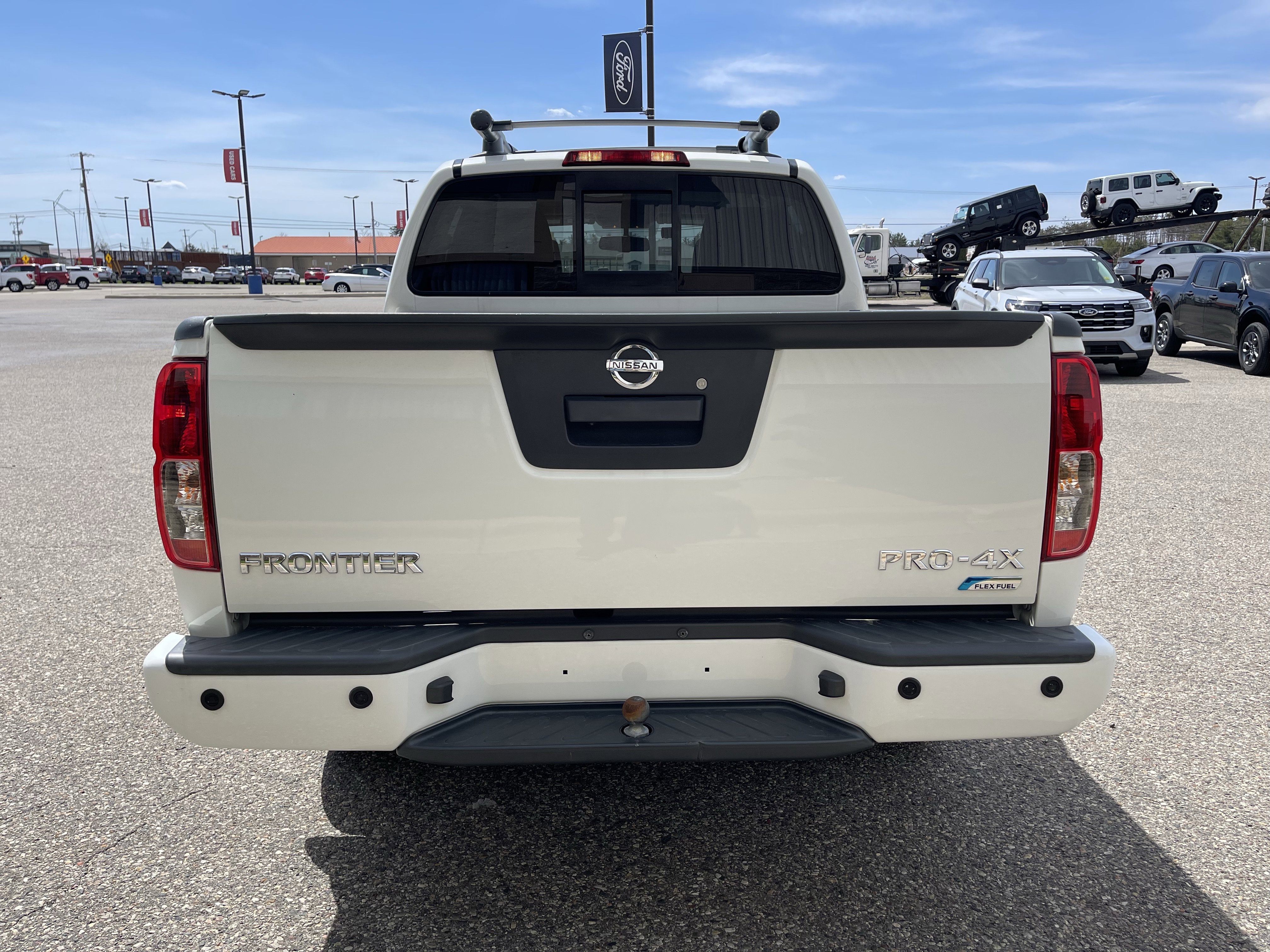 Used 2019 Nissan Frontier PRO-4X w/ Pro-4x Luxury Package AWD/4WD image 5