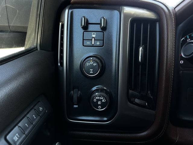Used 2019 Chevrolet Silverado 2500 High Country w/ Duramax Plus Package AWD/4WD image 24